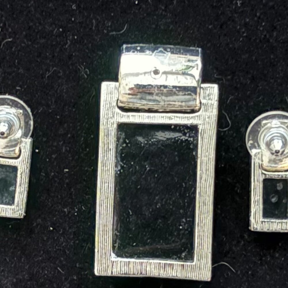 Vintage Silver-plated Pendant and Matching Pair of Earrings - Picture 7 of 7